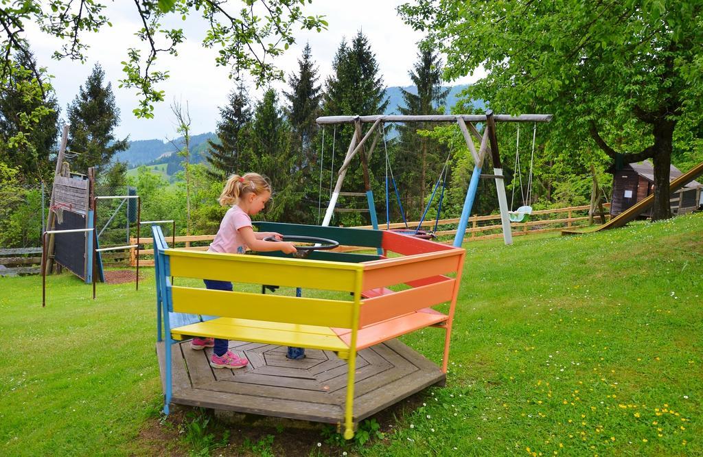 Ferienwohnungen Perhofer Birkfeld Esterno foto